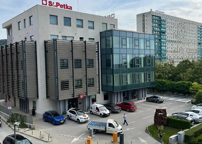 Sanik Διαμέρισμα