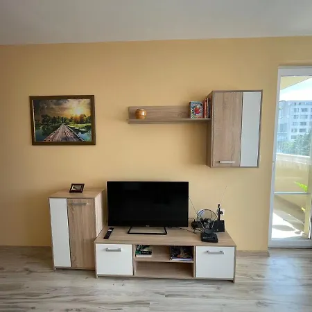Sanik * Varna
